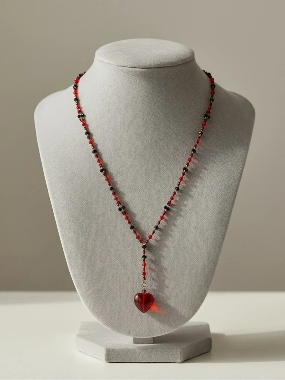 NWT Beaded Red and Black Necklace